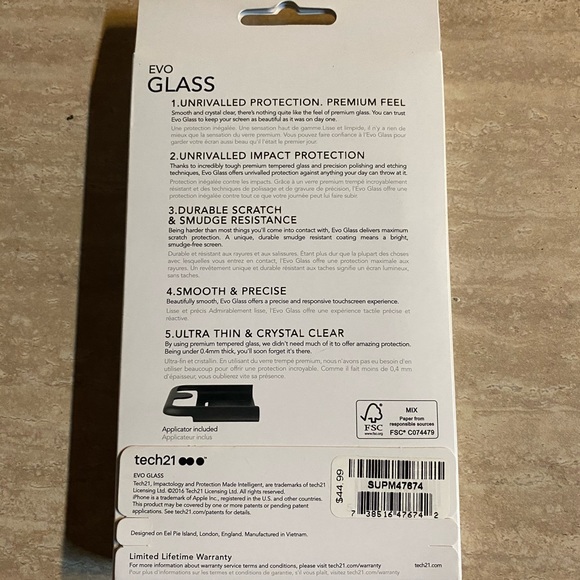iPhone 7 Glass Screen Protector - Picture 2 of 3